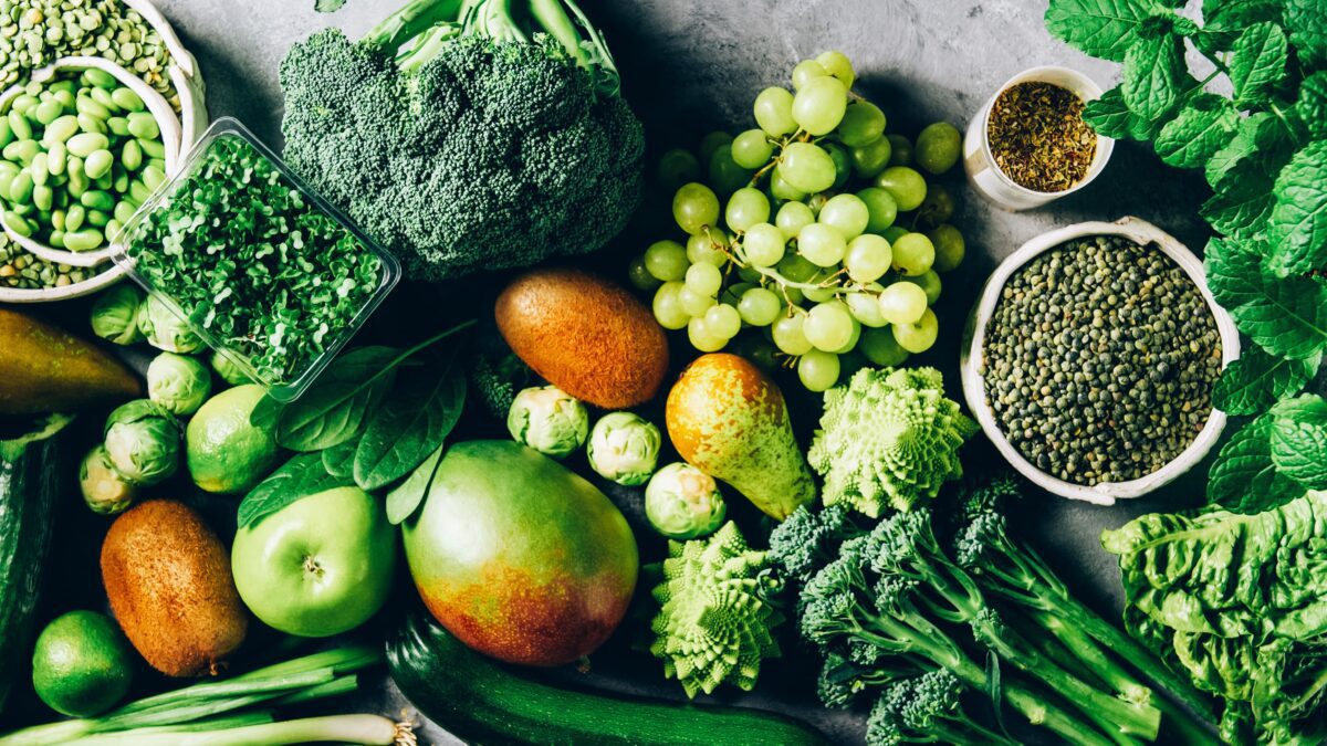 Green fruit and vegetables