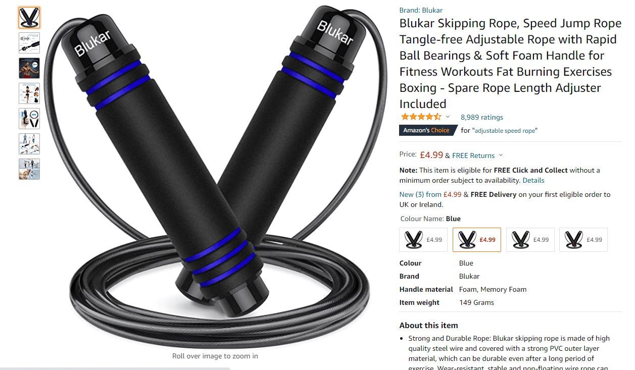 Personal trainers skipping rope