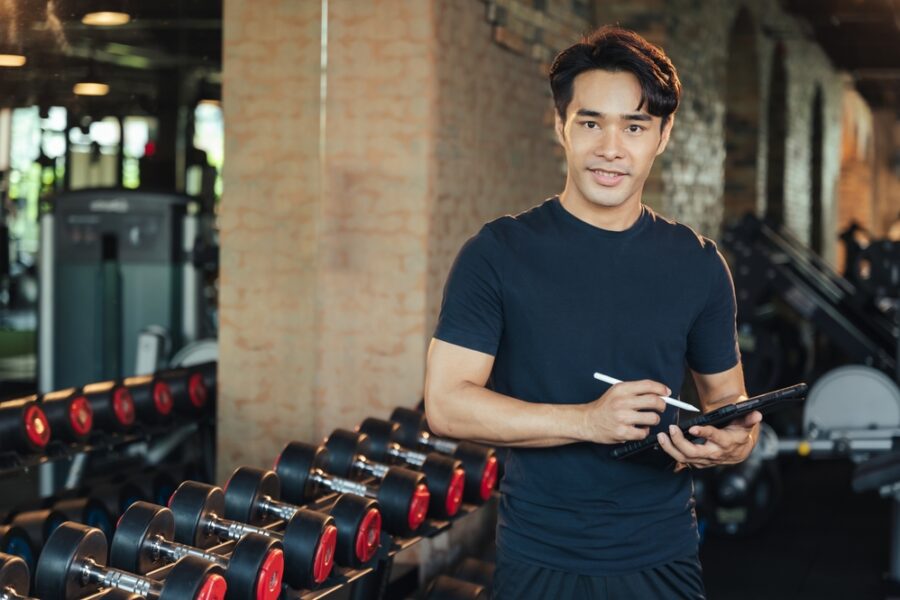 athlete working in a gym